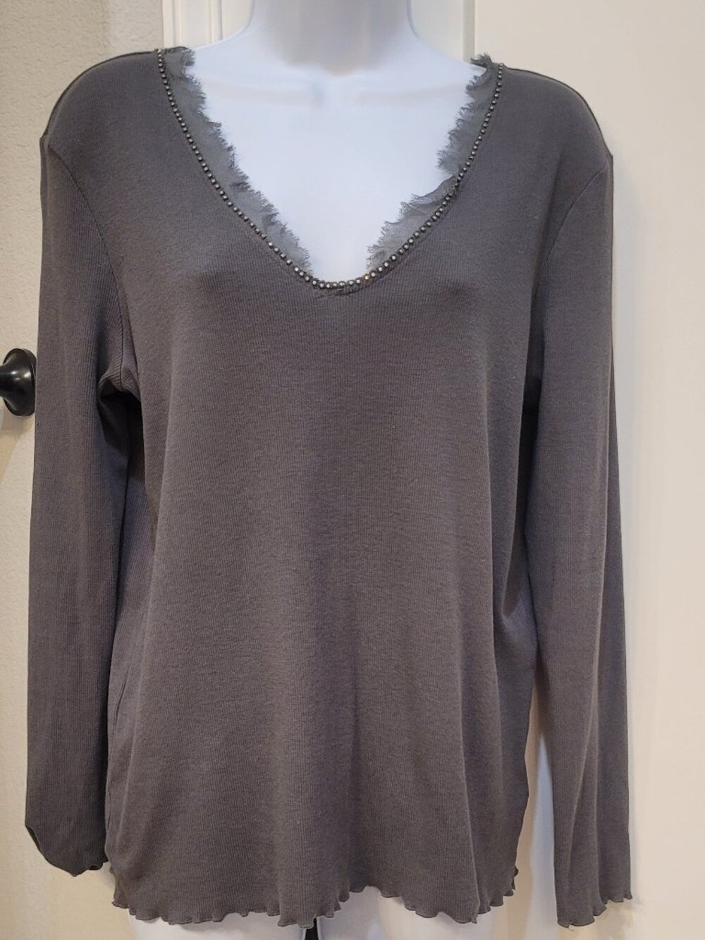 ANTONIO MELANI Large Dark Gray Long Sleeve Top, Very Elegant